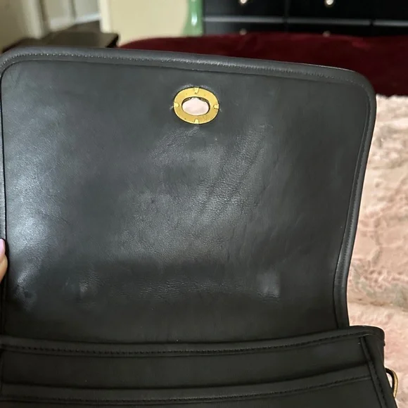 Coach Willis Black Leather Handbag with Gold Clasp - Picture 8 of 13